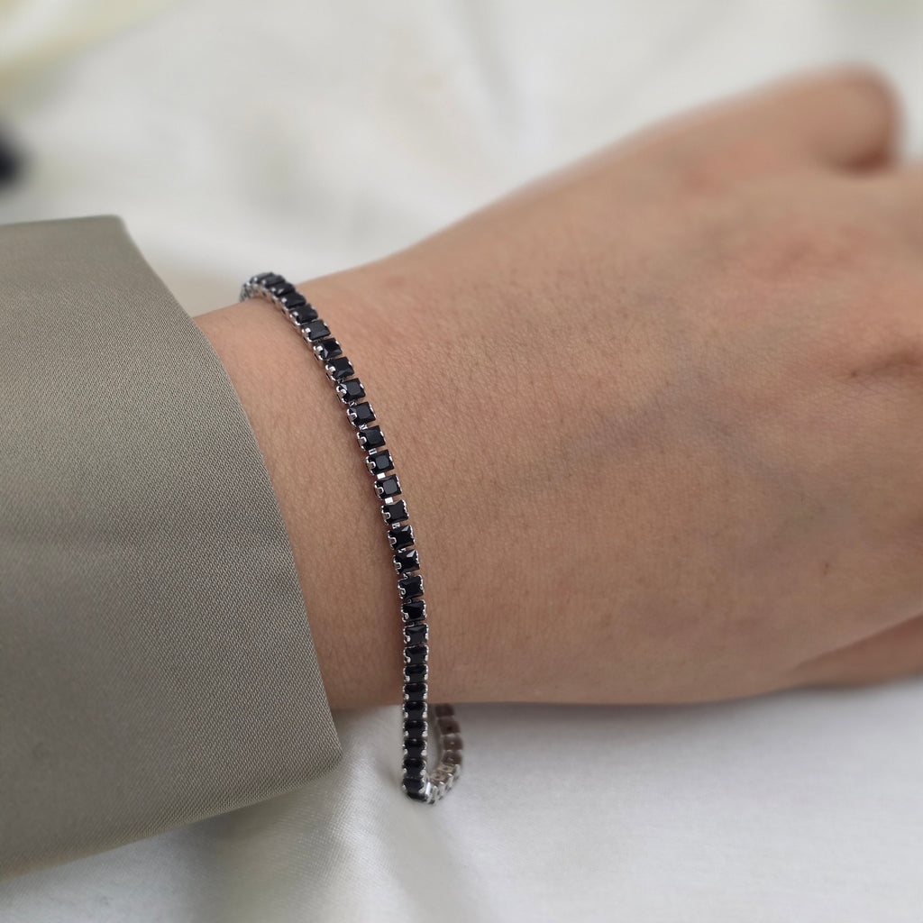 Noir Tennis Bracelet