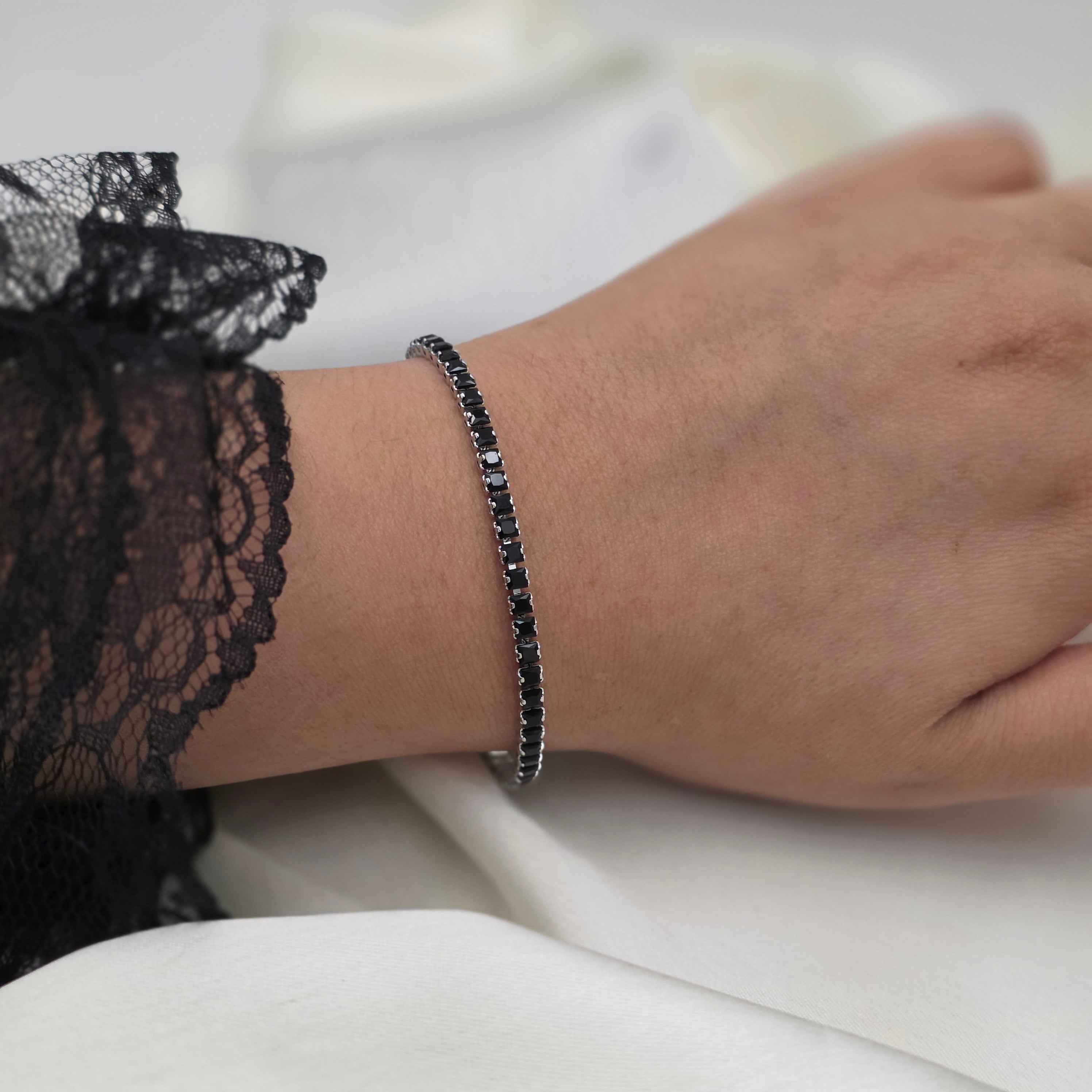 Noir Tennis Bracelet