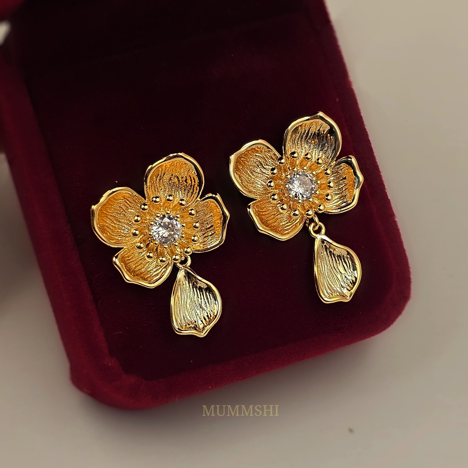 Lily Bloom Droplet Earrings (S925)