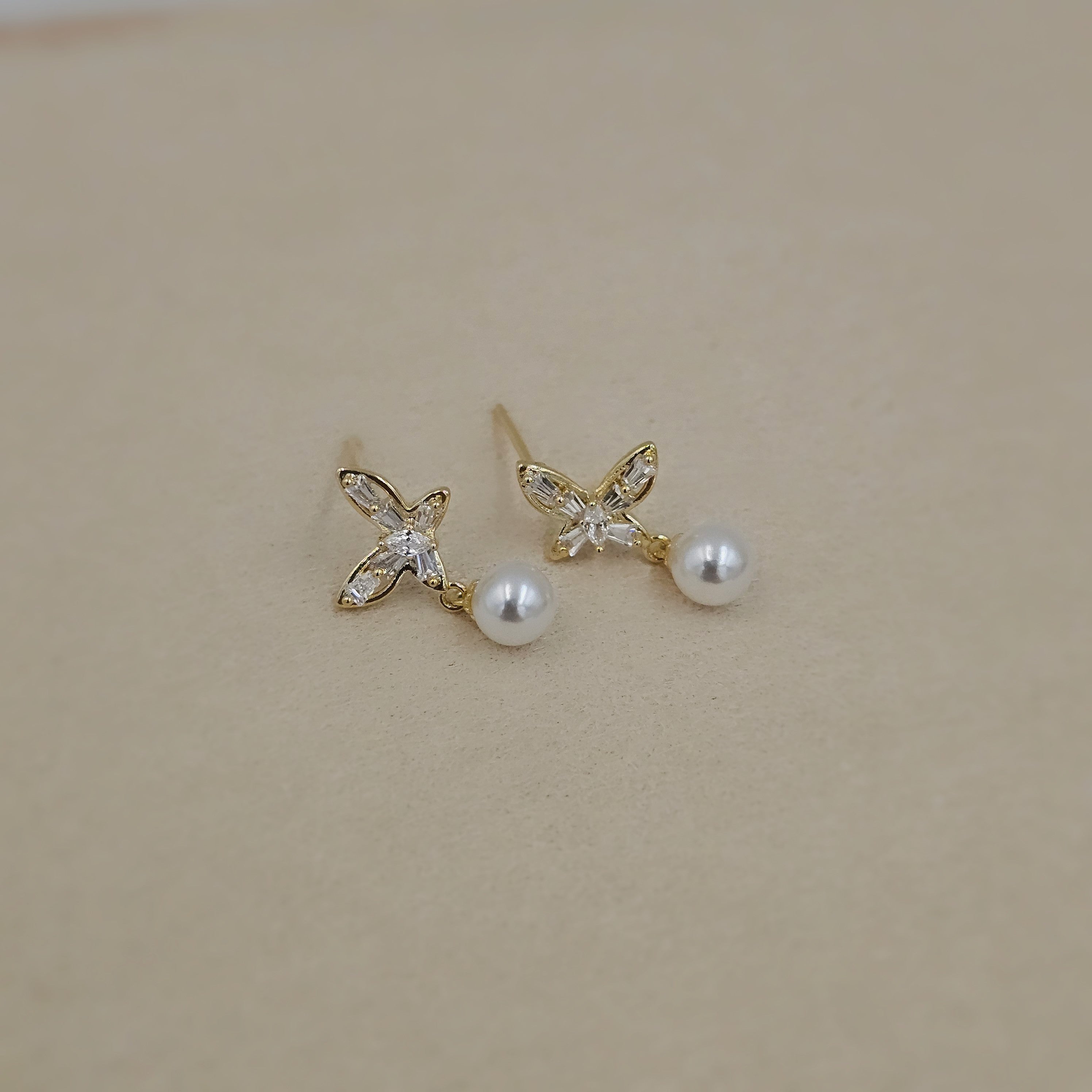 Butterfly Glow Drops (S925)